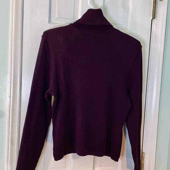 Express Ribbed Novelty Button Turtleneck Sweater PLUM Size XL Quiet Luxury - Picture 5 of 5